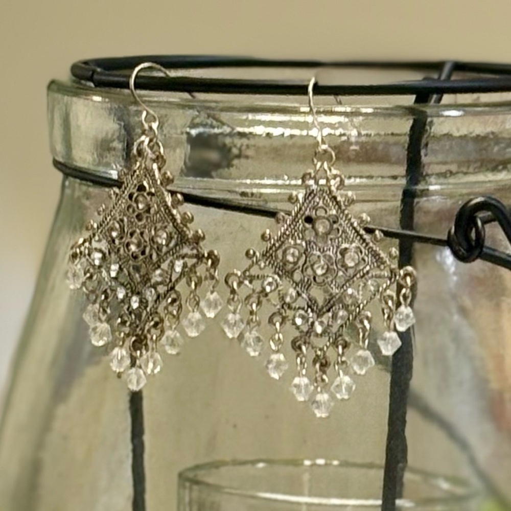 Vintage Chandelier Beaded Earrings Art Deco EUC - Picture 2 of 11